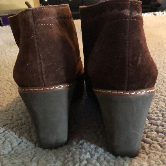 naturalizer wedge booties